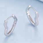 Silberohrringe mit Kristall, herzförmig