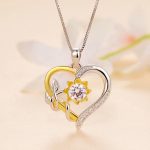 Silberne Halskette mit Moissanit-Herzanhänger