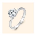 Silberner Verlobungsring mit Moissanit-Kristall, Größe 7