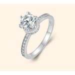 Silberring mit Moissanit-Kristall, Größe 9