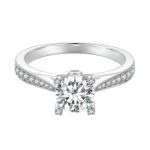 Silberring mit Moissanit-Kristall, Größe 7