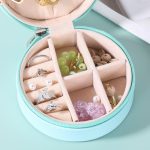 Schmuckkästchen für Charms, Ringe, Armbänder, Ketten, tragbar, rund, blau