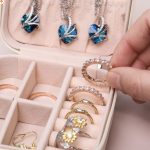 Schmuckkästchen für Charms, Ringe, Armbänder, Ketten, tragbar, grau