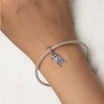 Silberanhänger, Zauberteppich