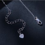 Silberne Halskette mit Moissanit-Anhänger