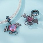 Silberanhänger, geflügelter Teufel