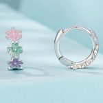 Silberohrringe mit Blumen