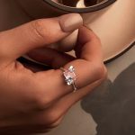 Ezüst gyűrű áttetsző üveggel, 6-os méret