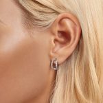 Silberohrringe mit Kristallen