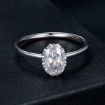 Ezüst gyűrű cirkóniummal és moissanittal, 7-es méret