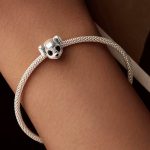 Ezüst charm, kutyafej