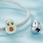 Ezüst charm, avokádó