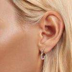 Ezüst fülbevaló, hullámos