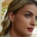 Ezüst fülbevaló, hullámos