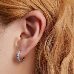 Ezüst fülbevaló gyöngyökkel