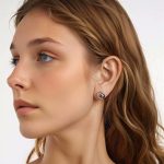 Ezüst fülbevaló, csomó