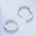 Ezüst fülbevaló, csillagos