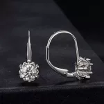 Ezüst fülbevaló, virág