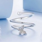 Ezüst gyűrű, pillangóval