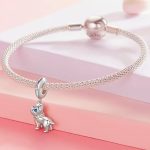 Ezüst charm, bulldog