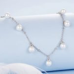 Ezüst nyaklánc gyöngyökkel