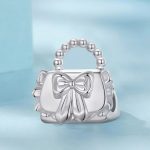 Ezüst charm, női táska
