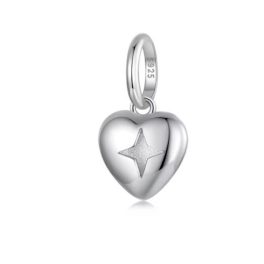 Ezüst charm, szív csillaggal