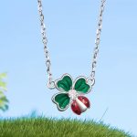 Ezüst nyaklánc lóherés medállal