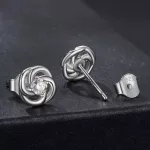 Ezüst fülbevaló moissanitkristállyal