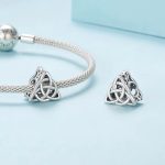 Ezüst charm, kelta csomó