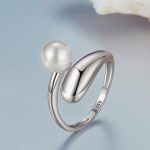 Ezüst gyűrű gyönggyel, állítható méret