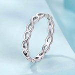 Ezüst gyűrű a végtelen jelével, 7-es méret