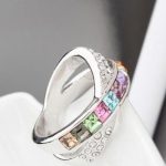  Gekreuzter Ring, mehrfarbig, verziert mit Swarovski-Kristall, 5,5