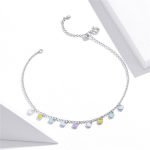 Silbernes Fußkettchen mit bunten Herzen
