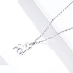 Silberne Halskette mit Hirsch