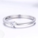  Silberring mit Kristallherz, Größe 6