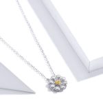 Silberne Halskette mit Gänseblümchen-Anhänger