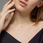 Unsichtbare Halskette mit echten Perlen und Silberverschluss