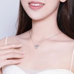 Silberne Halskette mit Einhorn-Anhänger