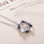 Silberne Halskette mit echtem Perlenanhänger