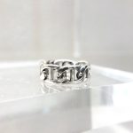 Silberring, modischer Stil