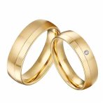 Női karikagyűrű nemesacélból, aranyszínű, 6-os méret