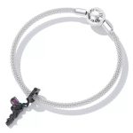 Silberanhänger, Waffe