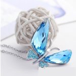 Halskette mit Schmetterlingsanhänger, verziert mit Swarovski-Kristallen