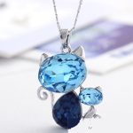 Halskette mit Katzenanhänger, verziert mit Swarovski-Kristallen