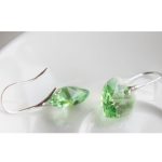  Herzsteinohrringe, Peridot, verziert mit Swarovski-Kristallen