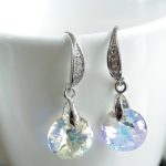  Ohrhänger, verziert mit Swarovski-Kristallen