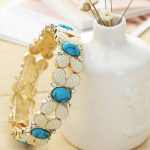  Schmetterlingsarmband, verziert mit Swarovski-Kristallen