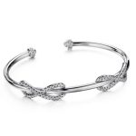  Elegantes Steinarmband, verziert mit Swarovski-Kristallen