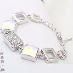  Armband mit quadratischem Muster, Crystal AB, verziert mit Swarovski-Kristallen